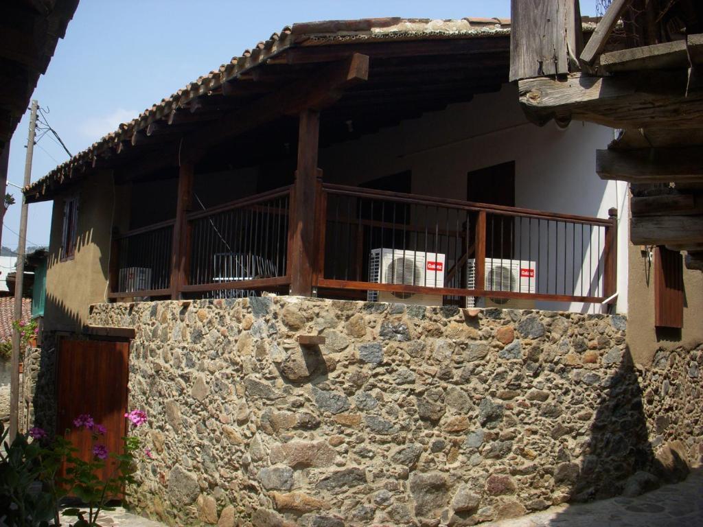 Patriko Traditional House Kakopetria Esterno foto