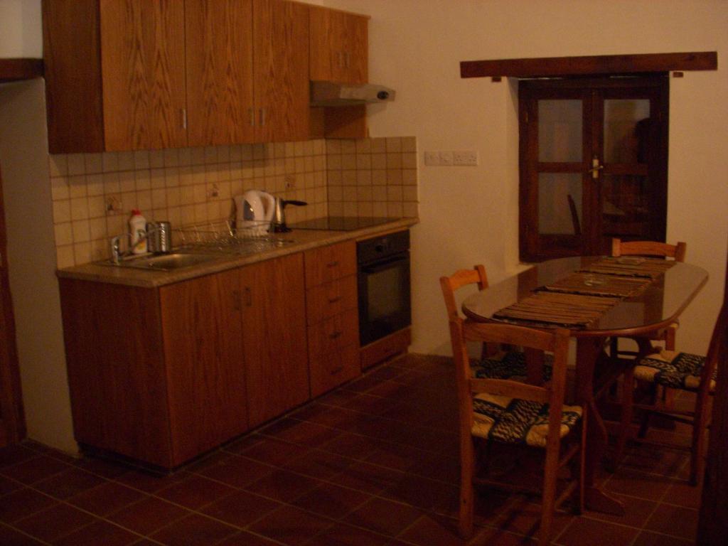 Patriko Traditional House Kakopetria Esterno foto